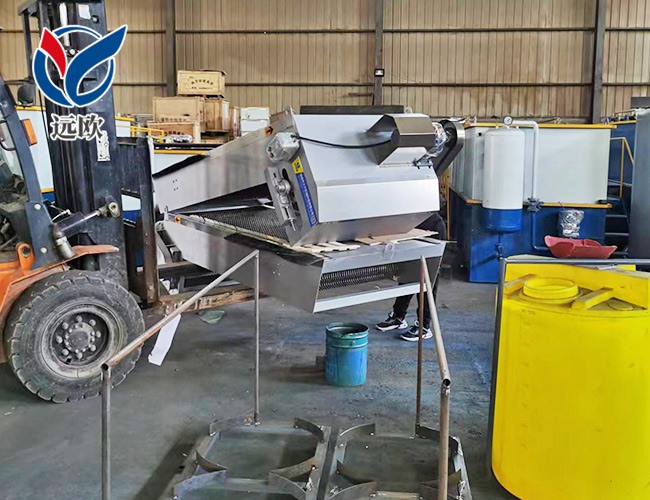 機(jī)械格柵機(jī)裝車發(fā)貨